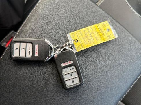 Used 2019 Honda Accord Sport image 29