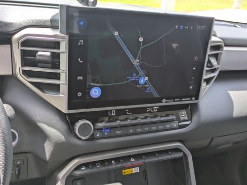 Used 2024 Toyota Tundra Limited image 11