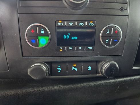 Used 2011 Chevrolet Silverado 1500 LT w/ All-Star Edition image 22