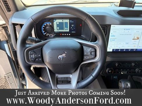 Used 2024 Ford Bronco Big Bend image 12