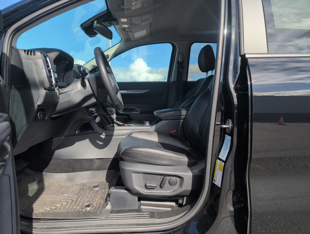 Certified 2025 Ford Ranger Lariat w/ FX4 Off-Road Package AWD/4WD image 5