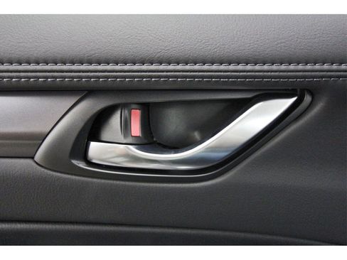 New 2025 MAZDA CX-5 AWD 2.5 S w/ Preferred Package image 19