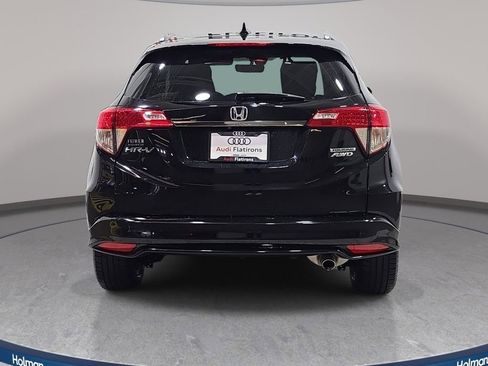 Used 2019 Honda HR-V Touring image 7