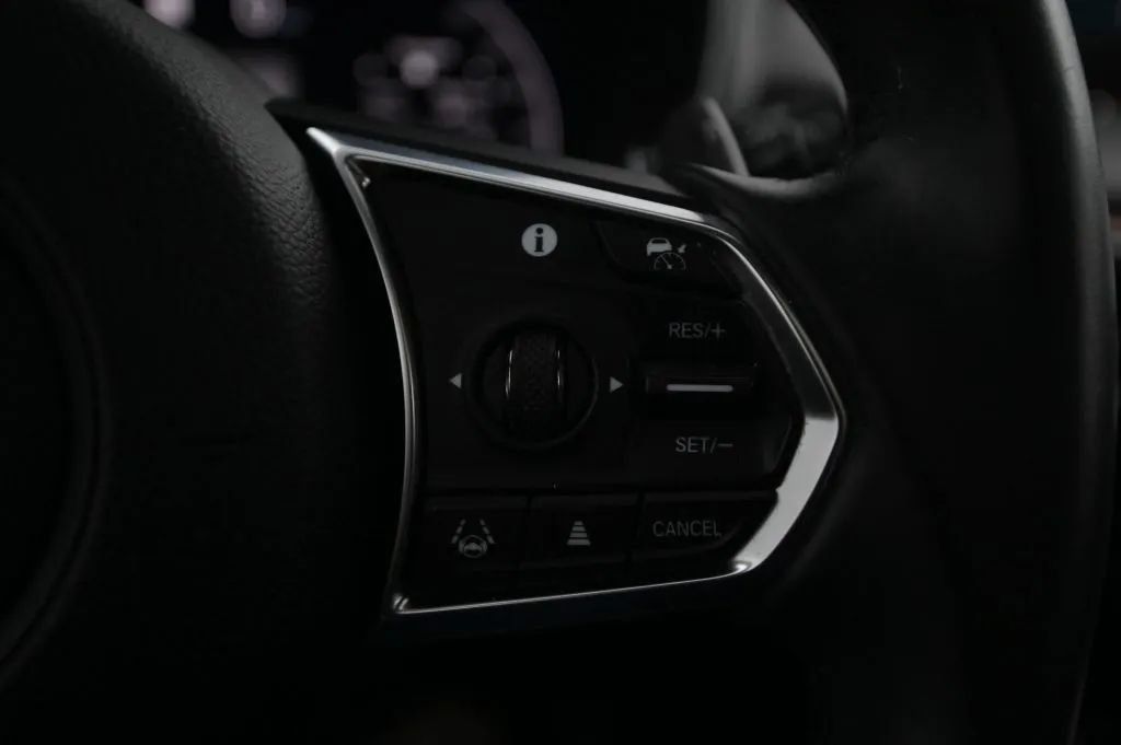 Used 2022 Acura MDX SH-AWD image 22