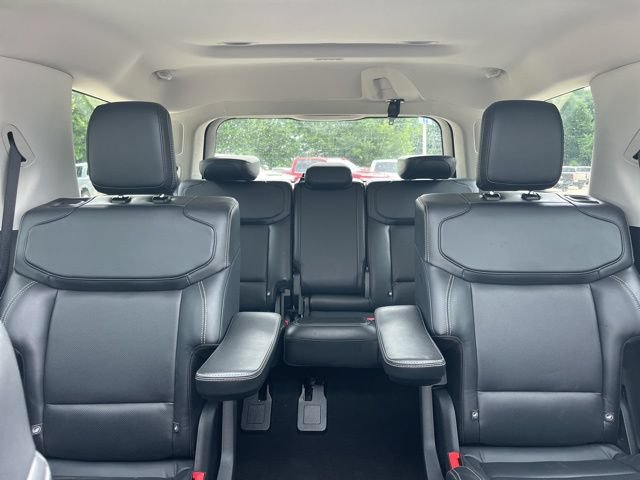 Used 2025 Ford Expedition Platinum AWD/4WD image 37