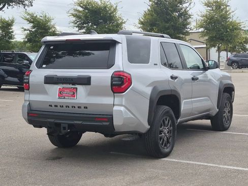 Certified 2026 Toyota 4Runner SR5 AWD/4WD image 5