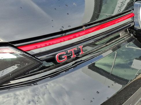 New 2026 Volkswagen GTI SE image 24
