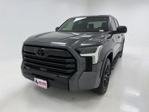 Used 2026 Toyota Tundra SR5 w/ SX Package RWD image 4