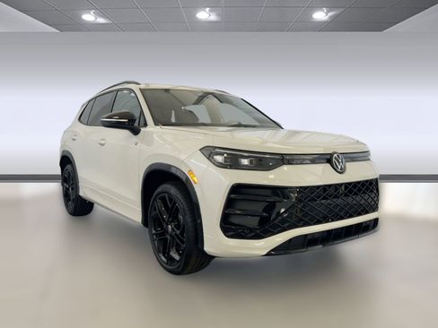 New 2026 Volkswagen Tiguan SE R-Line AWD/4WD image 7