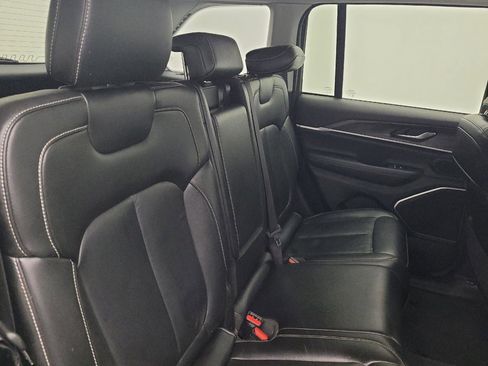 Used 2022 Jeep Grand Cherokee Limited 4xe image 19