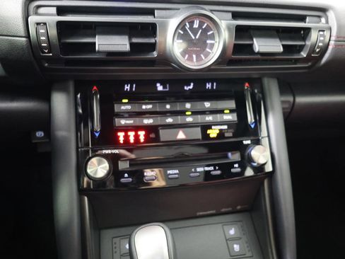 Used 2024 Lexus IS 300 w/ Comfort Package RWD image 18