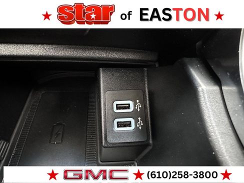 Used 2019 Ford Edge Titanium w/ Equipment Group 301A image 30