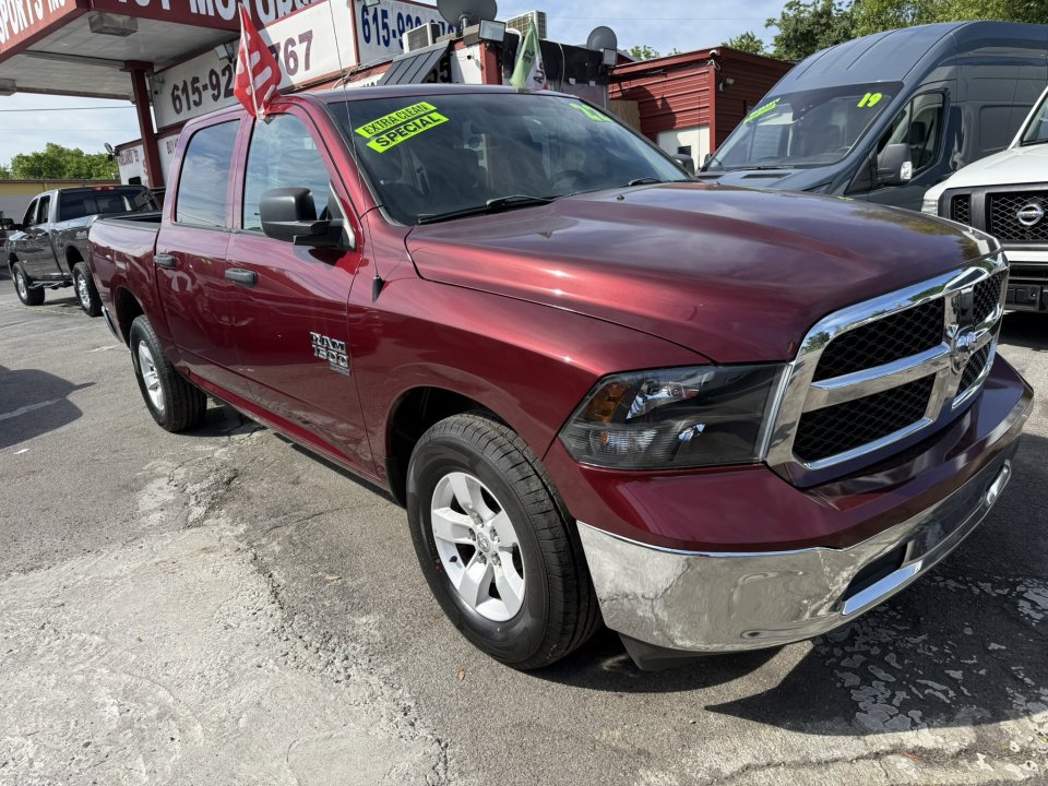 Used 2022 RAM 1500 Classic SLT RWD image 1