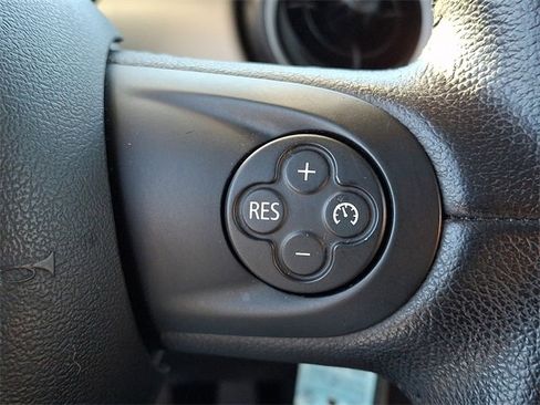 Used 2013 MINI Cooper Clubman image 21