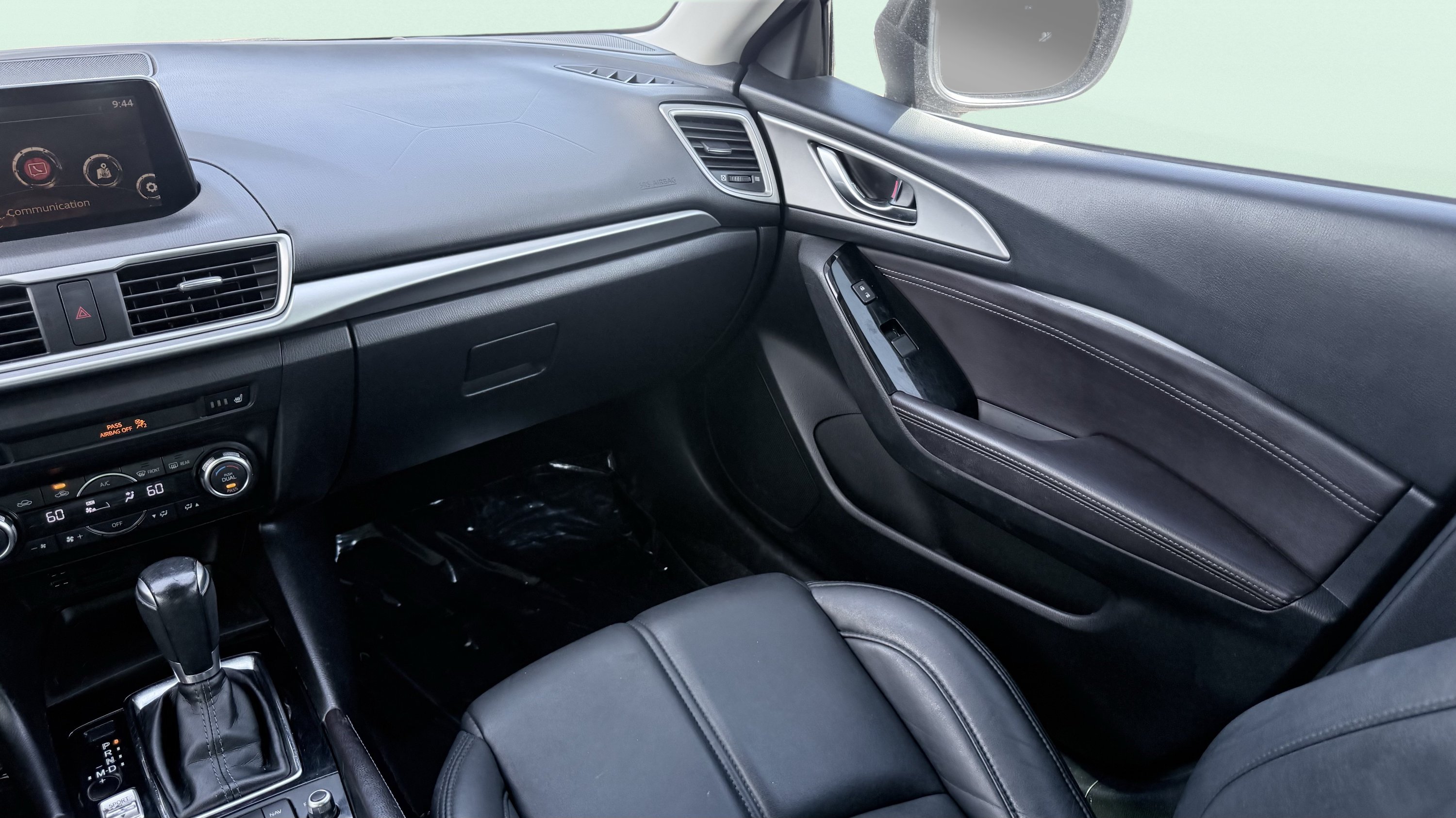 Used 2017 MAZDA MAZDA3 Touring FWD image 43