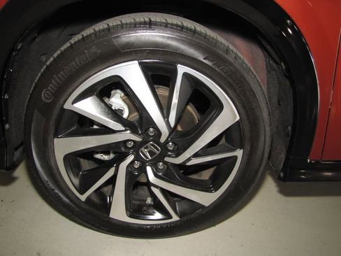 Certified 2020 Honda HR-V Sport image 25