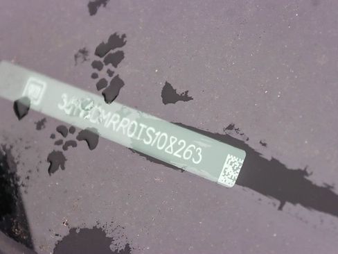 Used 2026 Chevrolet Equinox EV LT image 23