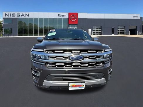 Used 2024 Ford Expedition Platinum AWD/4WD image 36