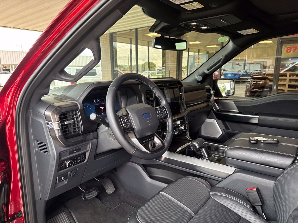 Used 2026 Ford F150 Platinum w/ Equipment Group 702A High AWD/4WD image 8