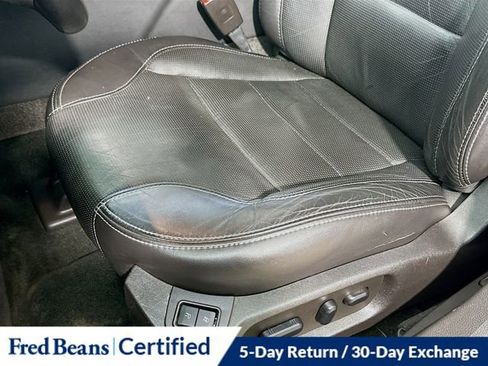 Used 2016 Ford Taurus Limited image 11