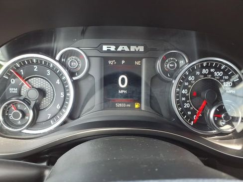 Used 2023 RAM 1500 Big Horn AWD/4WD image 30