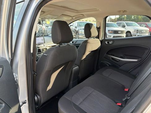 Used 2021 Ford EcoSport SE FWD image 15