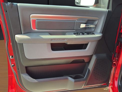 Used 2018 RAM 1500 Big Horn AWD/4WD image 16