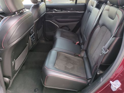 Certified 2022 Jeep Grand Cherokee Trailhawk image 19