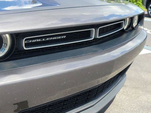 Used 2023 Dodge Challenger SXT RWD image 7