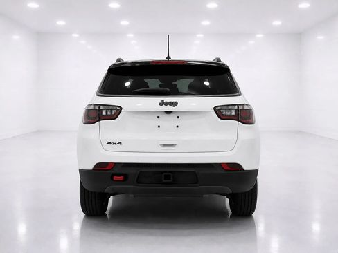 Used 2022 Jeep Compass Trailhawk w/ Trailhawk Elite Group AWD/4WD image 4