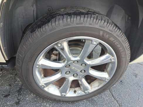 Used 2013 GMC Yukon Denali AWD/4WD image 20