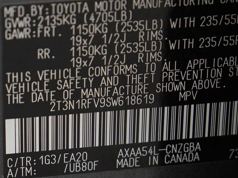 Used 2025 Toyota RAV4 Limited w/ Weather Package AWD/4WD image 28