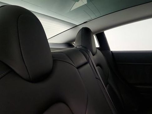 Used 2023 Tesla Model 3 Standard Range RWD image 38