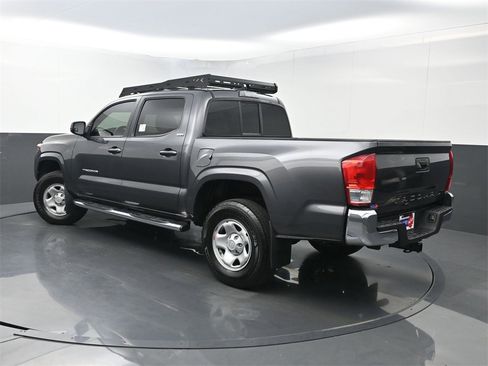 Used 2017 Toyota Tacoma SR5 image 20