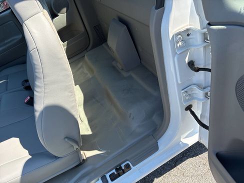 Used 2007 Chevrolet Colorado W/T image 14