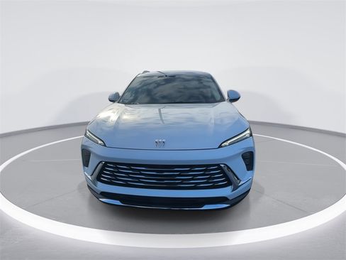 Used 2025 Buick Envision Preferred image 3