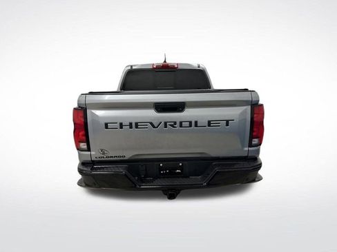 Used 2024 Chevrolet Colorado Z71 w/ Z71 Convenience Package 2 image 15