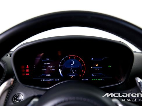 Used 2023 McLaren GT RWD image 14