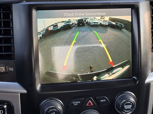 Used 2017 RAM 1500 Big Horn RWD image 30