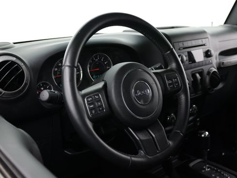 Used 2016 Jeep Wrangler Sport w/ Quick Order Package 24S AWD/4WD image 8
