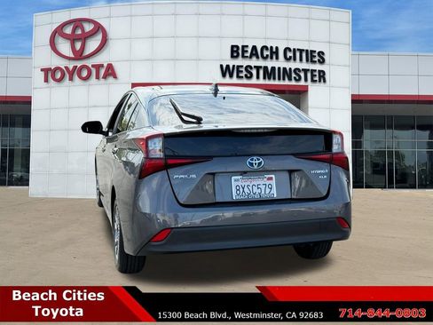 Certified 2022 Toyota Prius XLE w/ Advanced Technology Package FWD image 9