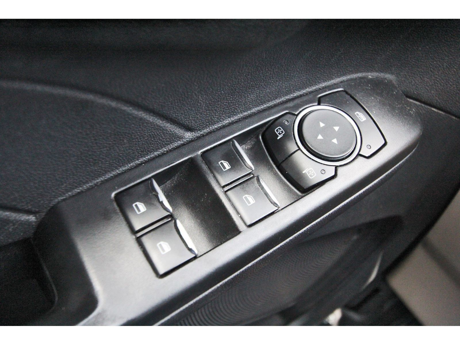 Used 2022 Ford Escape SE AWD/4WD image 19