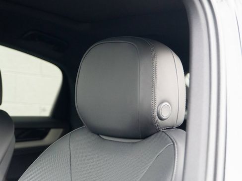 New 2026 Porsche Cayenne Coupe image 19