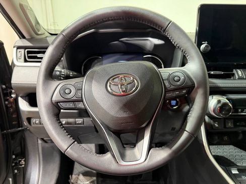 Certified 2023 Toyota RAV4 XLE Premium AWD/4WD image 24