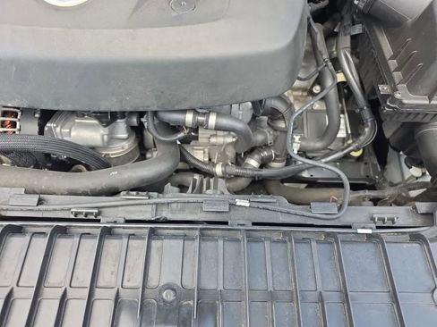 Used 2015 Volvo V60 T5 Premier w/ Convenience Package image 35