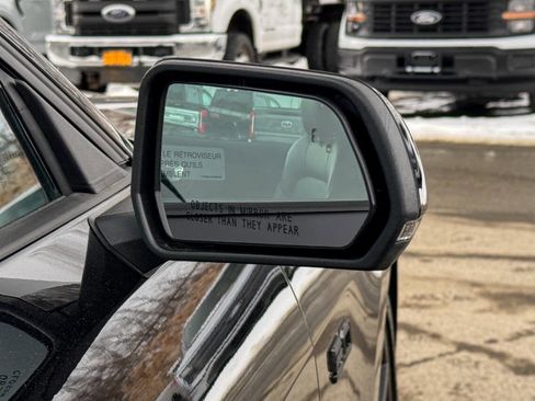 Used 2024 Ford Mustang GT Premium image 15