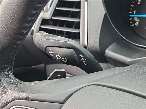 Used 2017 Ford Escape Titanium w/ Equipment Group 301A AWD/4WD image 17