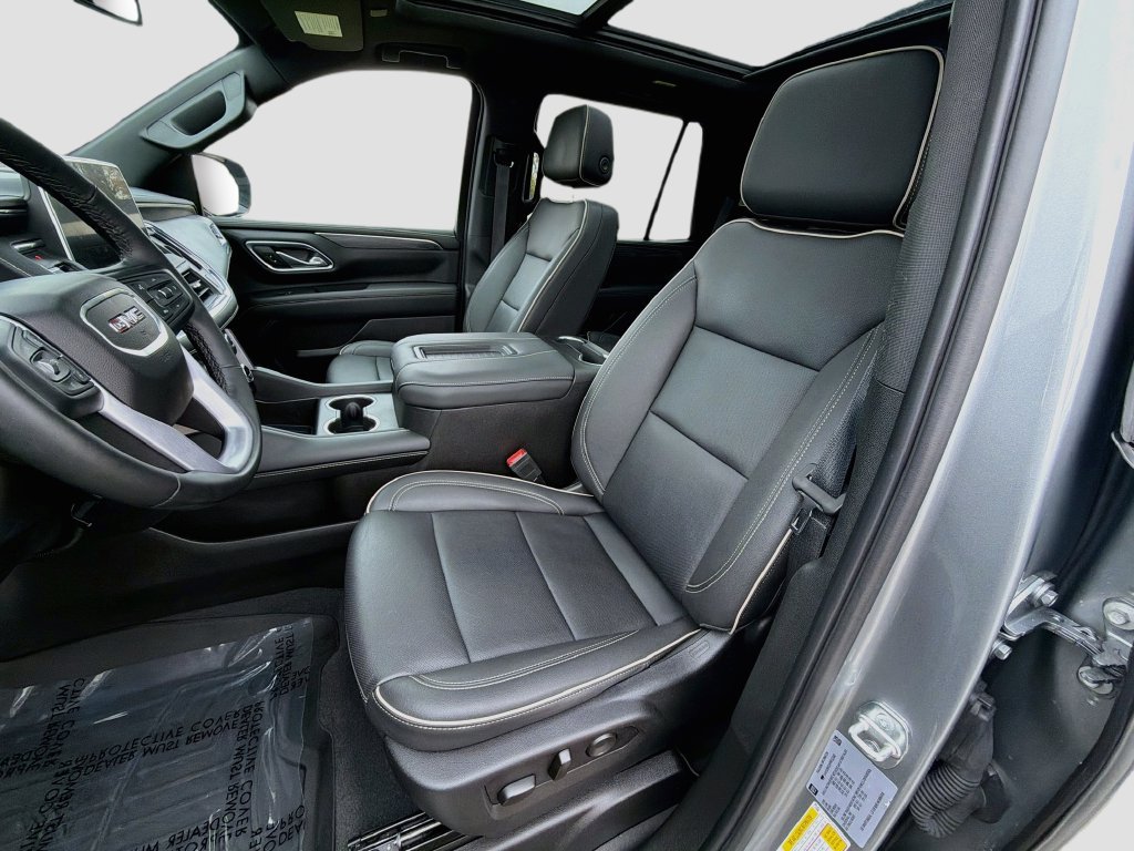 Used 2023 GMC Yukon SLT w/ SLT Premium Package AWD/4WD image 24