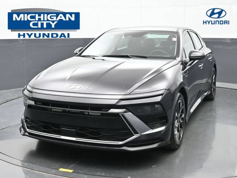 Used 2024 Hyundai Sonata SEL FWD image 1