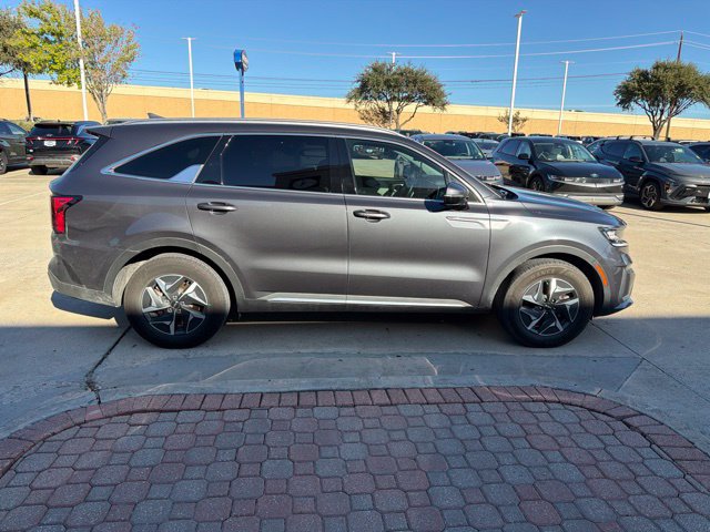 Certified 2022 Kia Sorento S FWD image 4